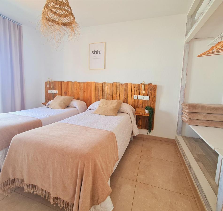 Tabbu Ibiza Apartments Playa d'en Bossa Dış mekan fotoğraf