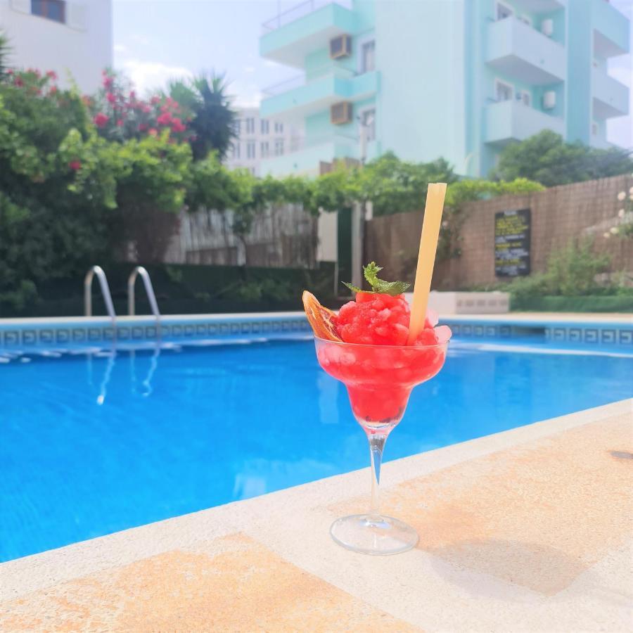 Tabbu Ibiza Apartments Playa d'en Bossa Dış mekan fotoğraf