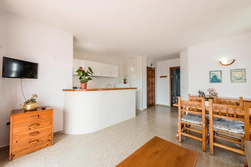 Tabbu Ibiza Apartments Playa d'en Bossa Dış mekan fotoğraf
